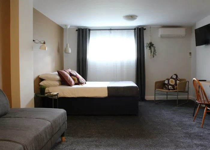 The Town & Country Lodge